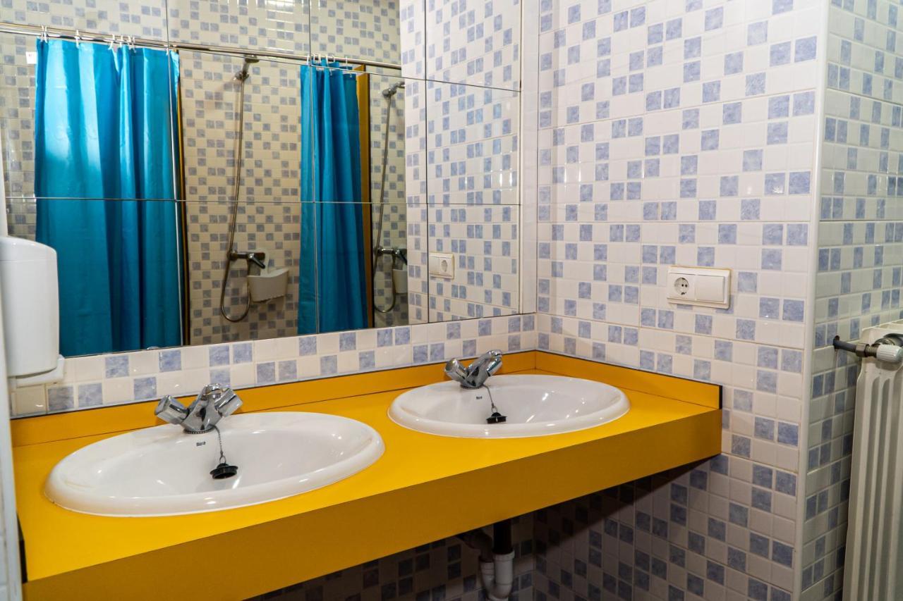 Albergue De Cuellar Ngoại thất bức ảnh