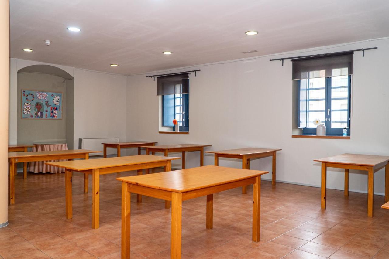 Albergue De Cuellar Ngoại thất bức ảnh