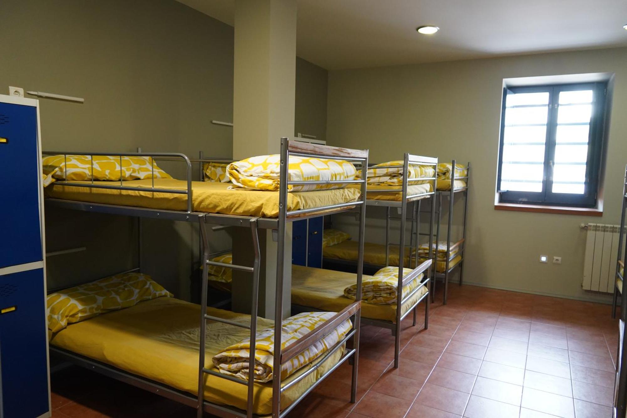 Albergue De Cuellar Ngoại thất bức ảnh
